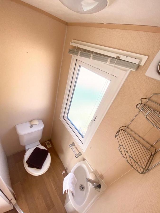 Luxury 2 Bedroom 2 Bathroom Caravan-Small Sofa 1 Pers Saint Osyth Kültér fotó