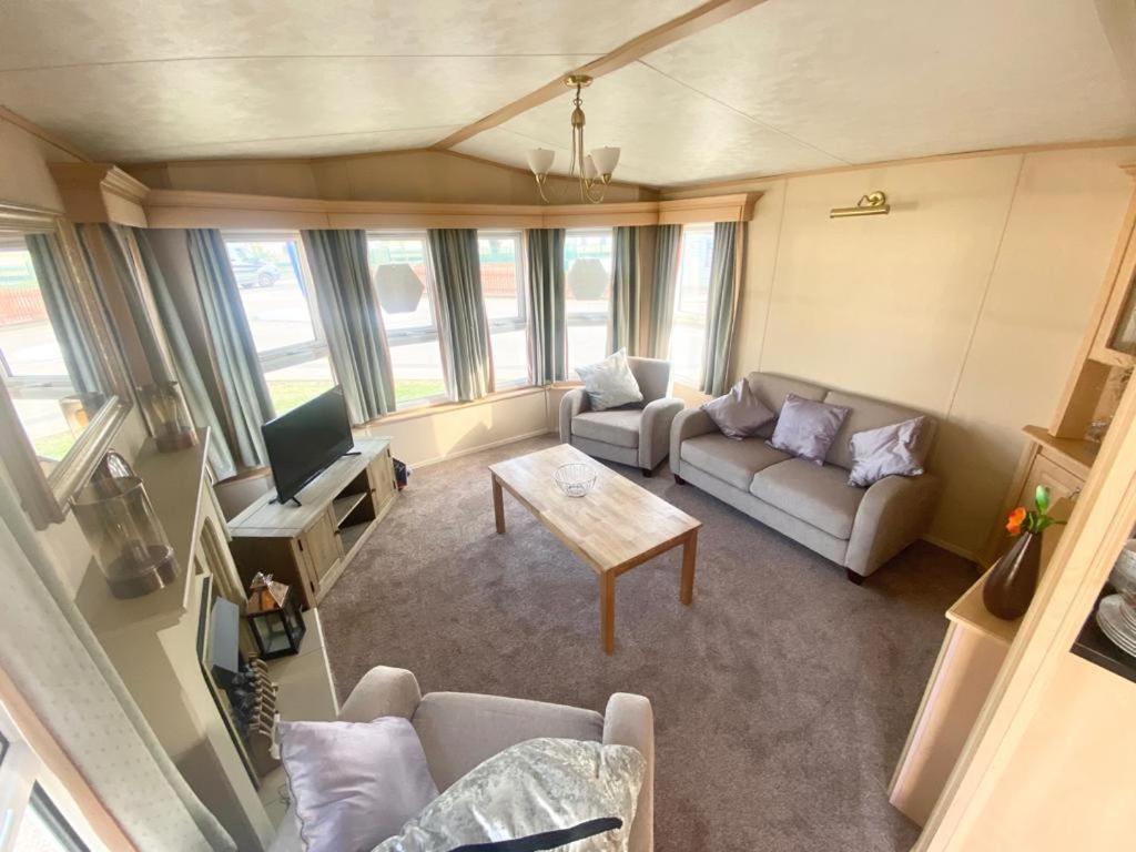 Luxury 2 Bedroom 2 Bathroom Caravan-Small Sofa 1 Pers Saint Osyth Kültér fotó