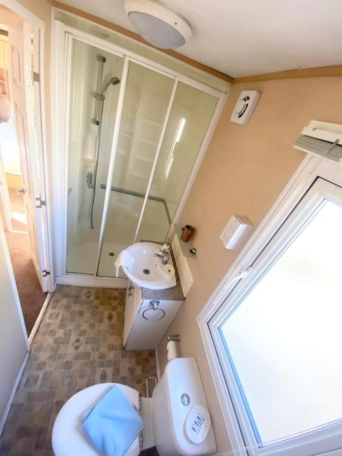 Luxury 2 Bedroom 2 Bathroom Caravan-Small Sofa 1 Pers Saint Osyth Kültér fotó